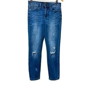 Judy Blue relaxed fit 28 Jean